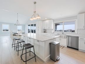 390 E Shore Road, Lindenhurst NY 11757