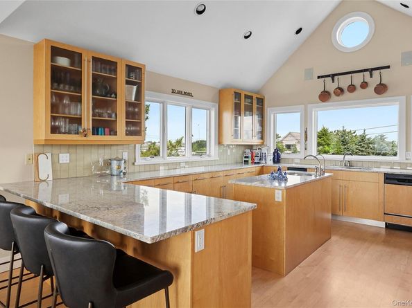 217 Dune Road, Westhampton Beach NY 11978
