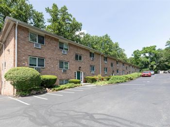 16 Scenic Drive