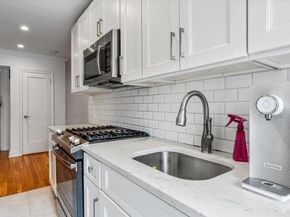 90 Knightsbridge Road H 1, Great Neck NY 11021