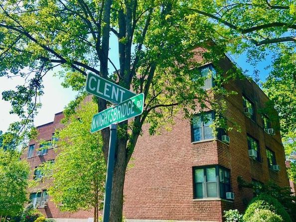 90 Knightsbridge Road H 1, Great Neck NY 11021