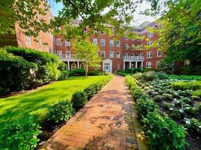 90 Knightsbridge Road H 1, Great Neck NY 11021