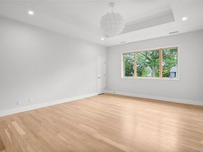 4 Burton Road, Larchmont NY 10538