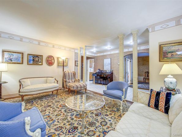 135-40 78th Road, Kew Garden Hills NY 11367