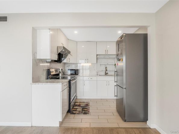 5-24 115th Street 524C, College Point NY 11356