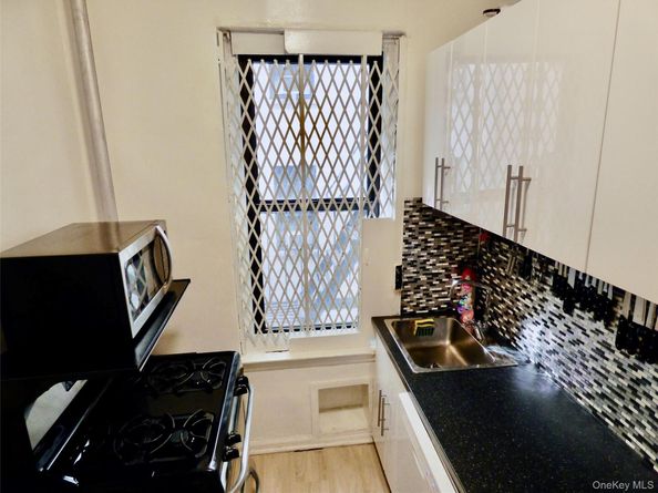 941 Jerome Avenue D5, Bronx NY 10452