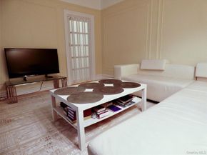 941 Jerome Avenue D5, Bronx NY 10452