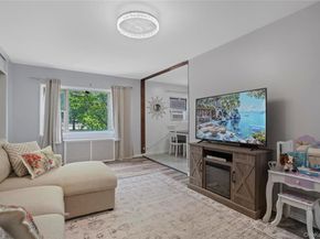 1001 Shore Parkway 2B, Brooklyn NY 11228