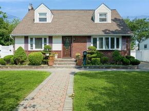 537 Duryea Avenue, Uniondale NY 11553