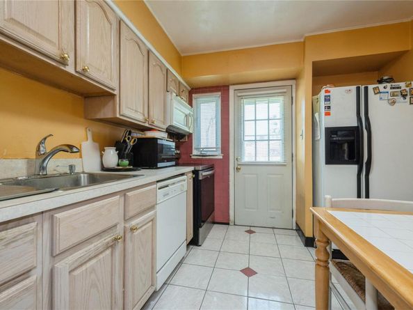 537 Duryea Avenue, Uniondale NY 11553