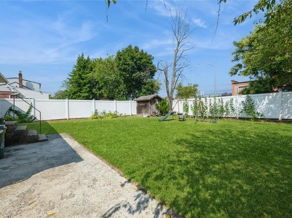 537 Duryea Avenue, Uniondale NY 11553
