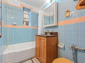 3920 52nd st 2g, Woodside NY 11377