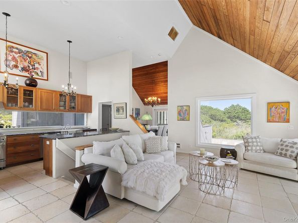 49 Gilberts Path, Amagansett NY 11930