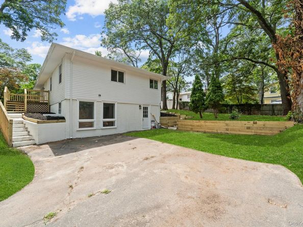16 Deer Drive, Sound Beach NY 11789