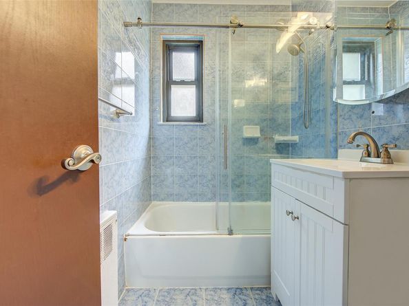 57-55 244 Street 7F (1st Floor), Douglaston NY 11362