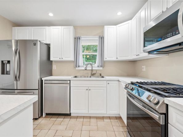 61 Brookhaven Drive, Rocky Point NY 11778