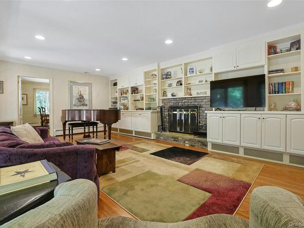 495 Quaker Road, Chappaqua NY 10514