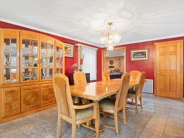 31 Prospect Avenue, Eastchester NY 10709