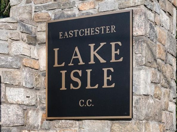 31 Prospect Avenue, Eastchester NY 10709