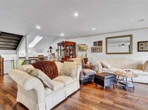 31 The Glen, #31 31, Glen Head NY 11545