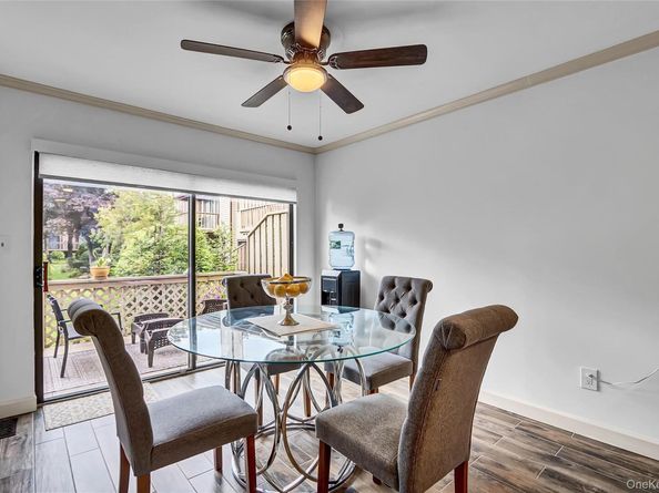 31 The Glen, #31 31, Glen Head NY 11545