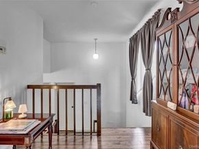 31 The Glen, #31 31, Glen Head NY 11545