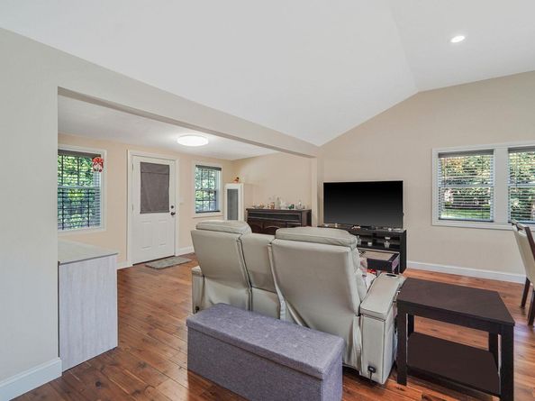 25 Cherry Lane, Wading River NY 11792