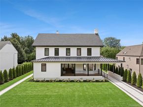 132 Arthur Street, Garden City NY 11530