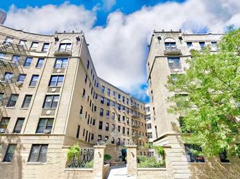 779 Riverside Drive