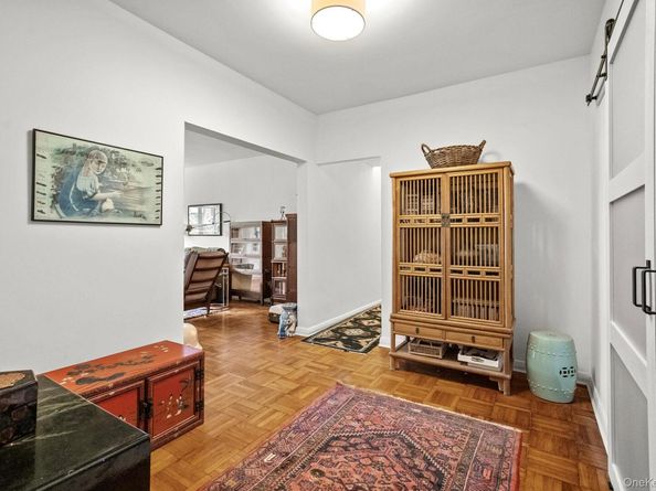 290 Collins Ave 3B, Mount Vernon NY 10552