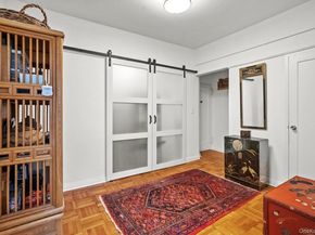 290 Collins Ave 3B, Mount Vernon NY 10552