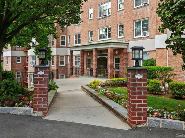 290 Collins Ave 3B, Mount Vernon NY 10552