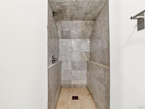 6015 Independence Avenue, Bronx NY 10471