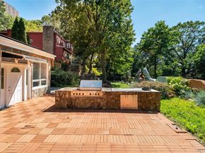 6015 Independence Avenue, Bronx NY 10471