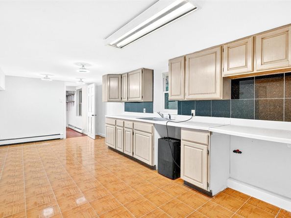 6015 Independence Avenue, Bronx NY 10471
