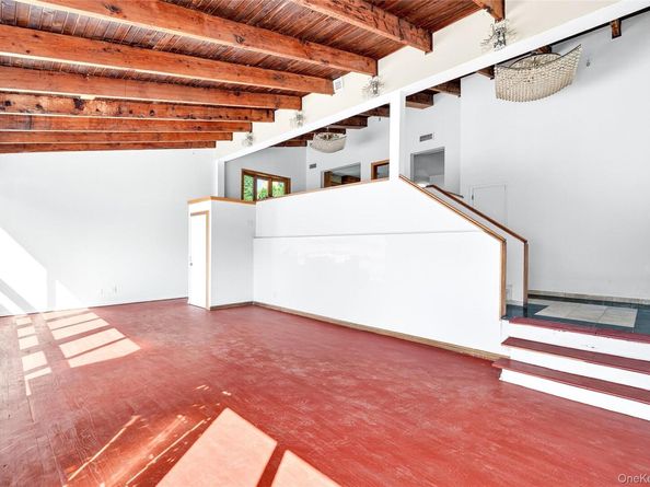 6015 Independence Avenue, Bronx NY 10471