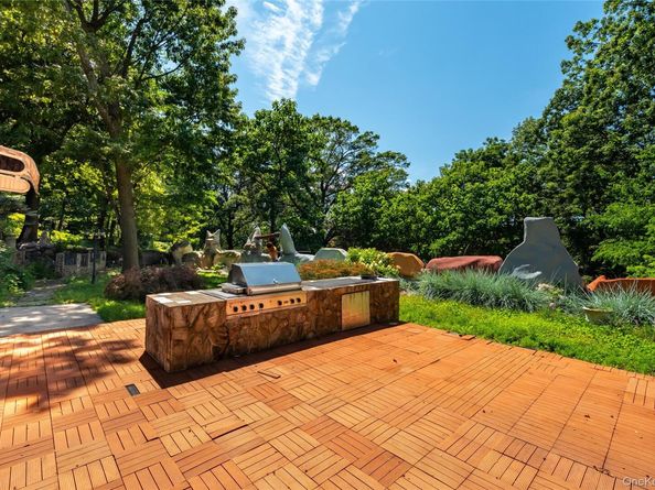 6015 Independence Avenue, Bronx NY 10471