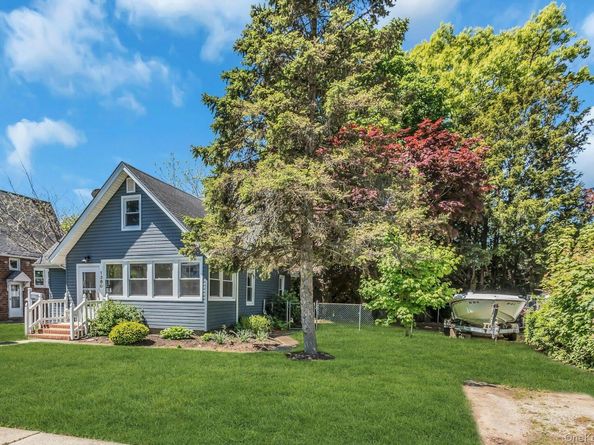 1380 Dartmouth Street, Baldwin NY 11510