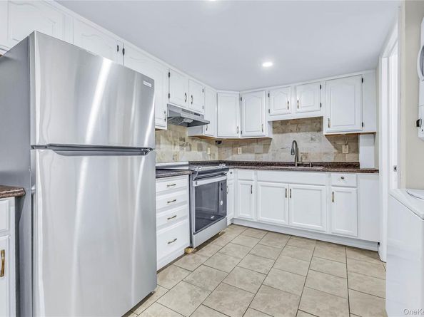 44 Somerset Road, Rocky Point NY 11778