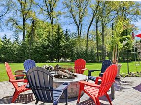 10 Fox Meadow Lane, Lloyd Harbor NY 11743