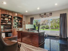 10 Fox Meadow Lane, Lloyd Harbor NY 11743