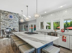 10 Fox Meadow Lane, Lloyd Harbor NY 11743