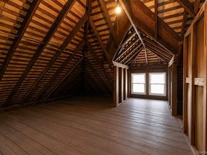 40 Rockville Avenue, Rockville Centre NY 11570