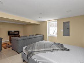 22 Ludlam Street, Huntington Station NY 11746