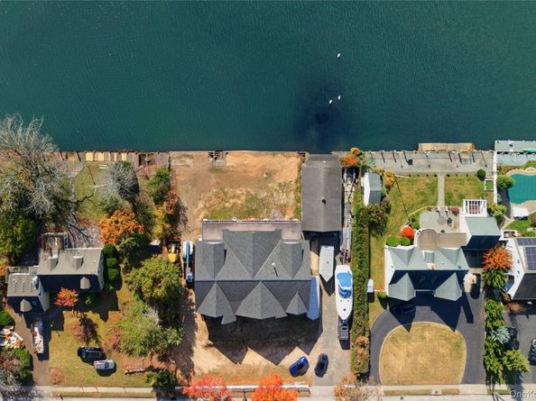 4530 Merrick Road, Massapequa NY 11758