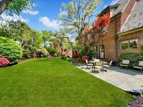 184 Commonwealth Avenue, Mount Vernon NY 10552