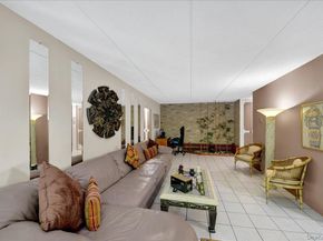 130 Colonial Parkway 4D, Yonkers NY 10710