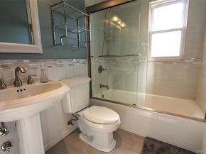 65-10 78th Street, Middle Village NY 11379