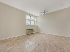 2 Richmond Road 6M, Lido Beach NY 11561