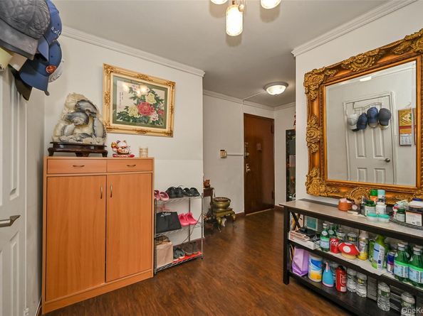 99-05 59 Ave 5C, Corona NY 11368
